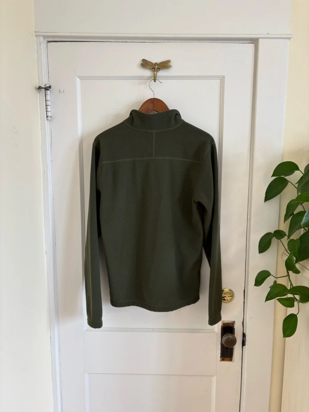 The North Face Men’s Olive Green 1/4 Zip Textured‎ Pullover Small